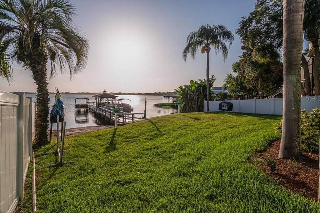 Lakefront Duplex With Pontoon Boat 2 Bedroom Home เมาท์ดอรา ภายนอก รูปภาพ